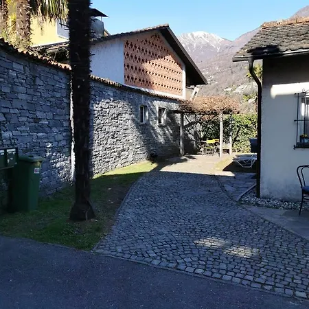 Dependance Mit Pergola