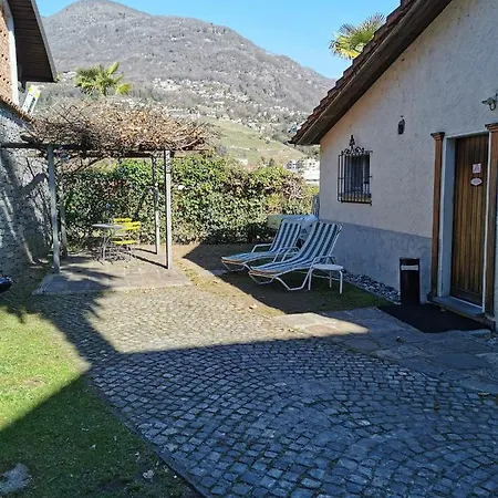 Dependance Mit Pergola