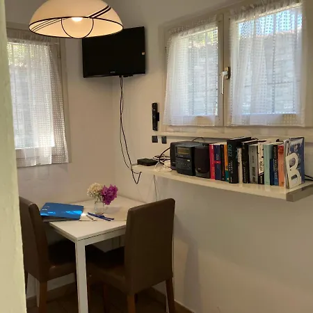 Holiday home Dependance Mit Pergola *